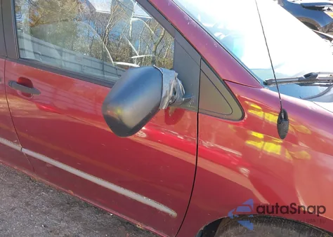 2004 Toyota Sienna Ce z USA, uszkodzony, nr VIN 5TDZA29C94S016889